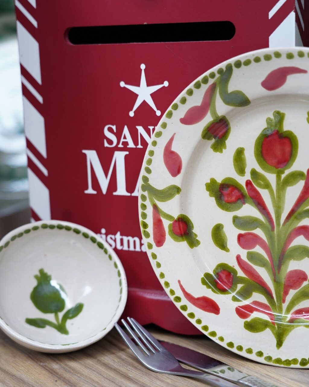 Instagram post from ceramicalosarrayanes. This post is in position 2.