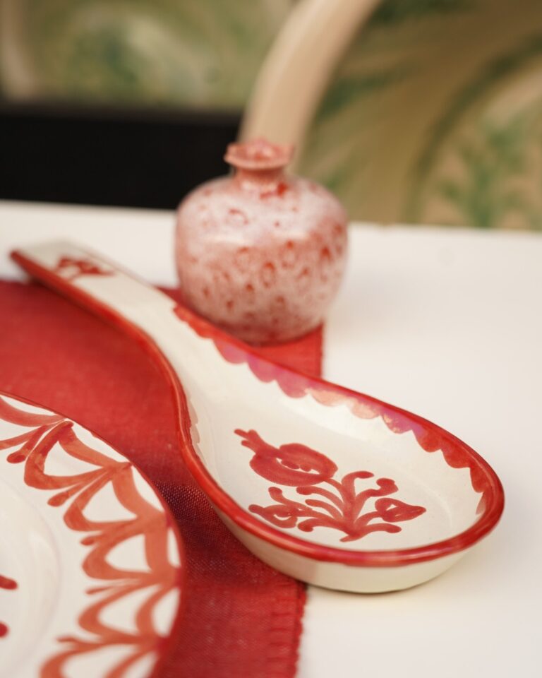 Instagram post from ceramicalosarrayanes. This post is in position 3.